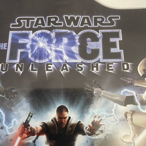 Lucasarts Star Wars The Force Unleashed Wii.      T teen with book - Picture 1 of 5